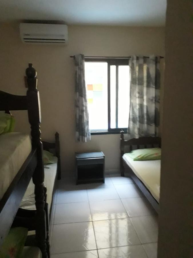 Pousada Flor Amarela Balneário Camboriú エクステリア 写真